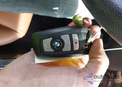 2015 BMW X3 xDrive28I из США, поврежденный, VIN 5UXWX9C55F0D51790